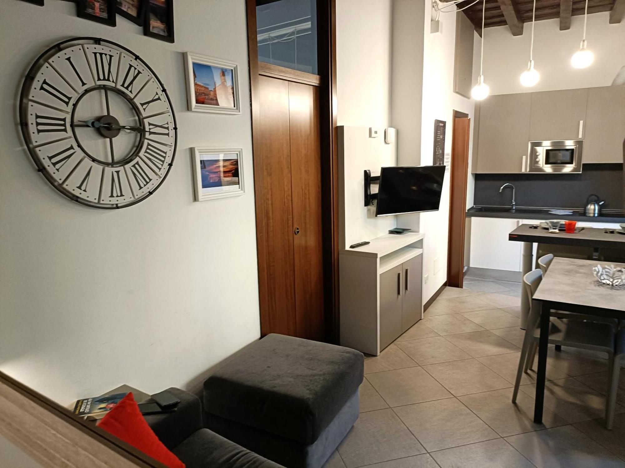 La Suite Di Bianca - Monza -- A 4 Min A Piedi Da Clinica Zucchi E 15 Min Da Stazione -- Exterior photo